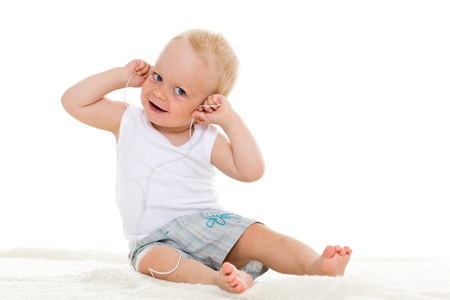 寶寶至醫院進行聽力檢查時　會進行哪些項目？